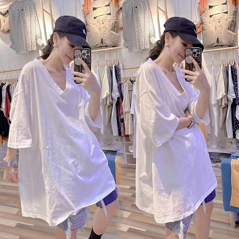 Extra Large Size 1.00 Kg-150.00 kg Solid Color and V-neck Short Sleeve T-shirt Female Summer Chubby Girl White Mid-Length Half Sleeve Chic Tops