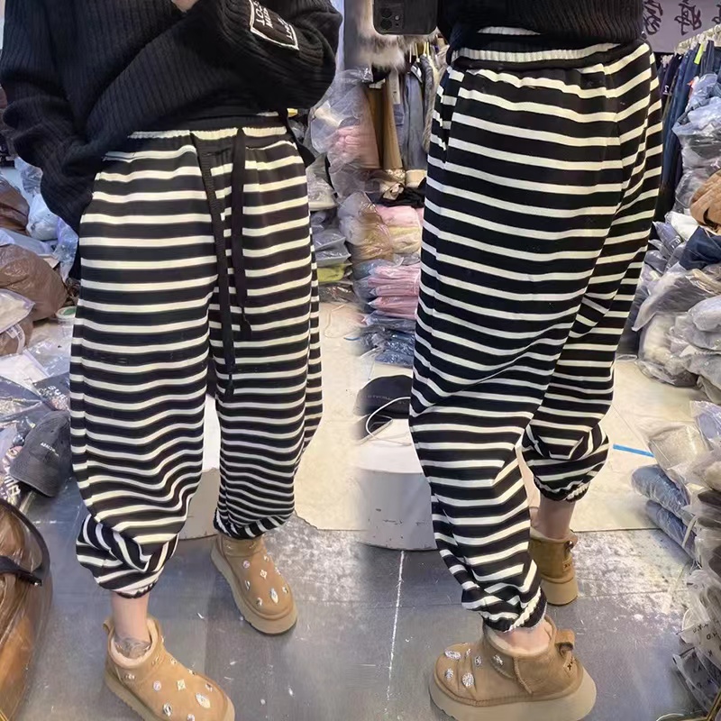 Plus Size 1.00 Kg-150.00 kg Black and White Striped Pants Loose K-style Autumn and Winter Thin Fleece-lined Small Sports Jogger Pants