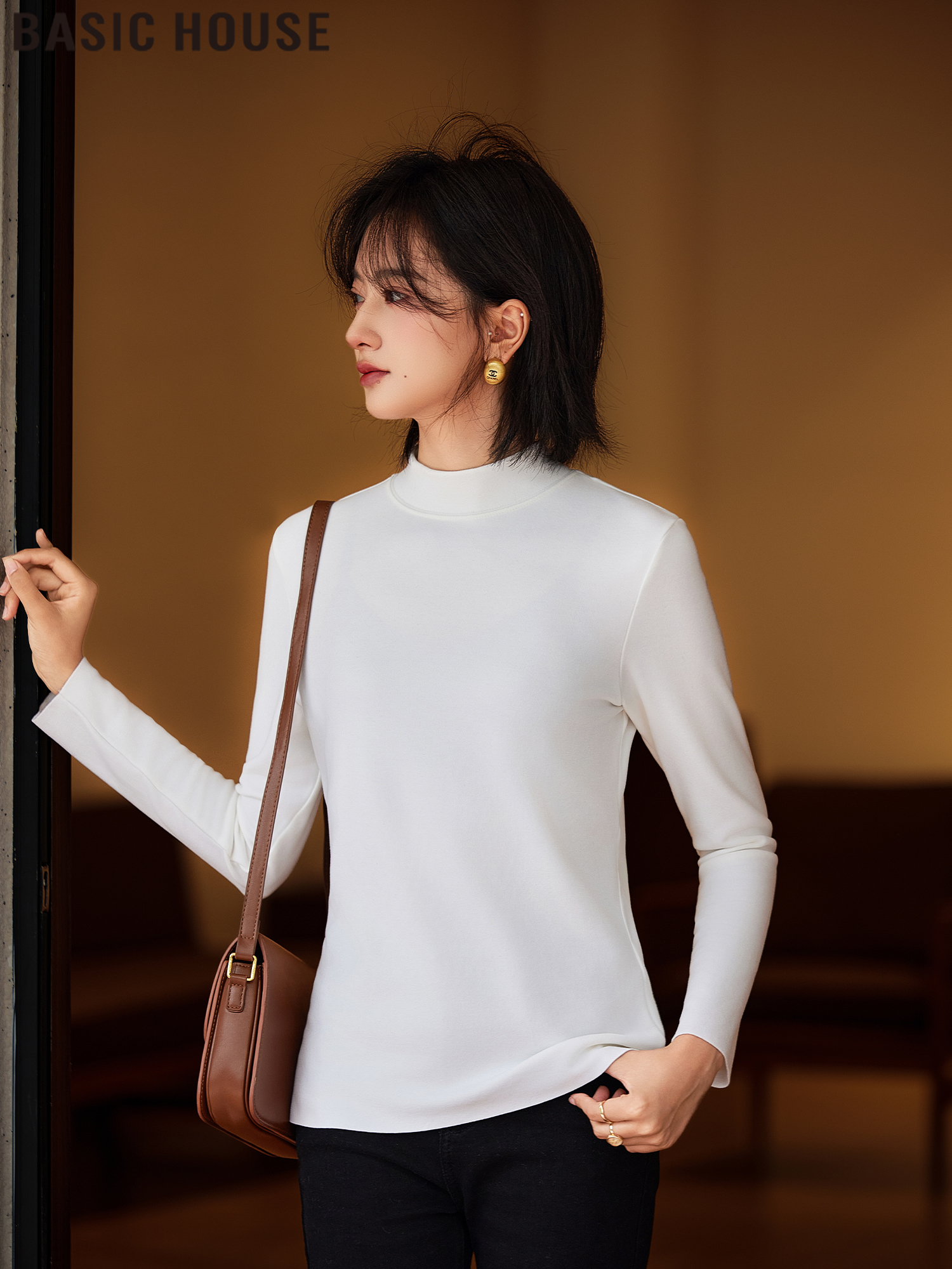 Basic House/Baijiahao Minimalist First Basic Style White Long Sleeves Bottoming Shirt for Women 2025 Spring New Arrival