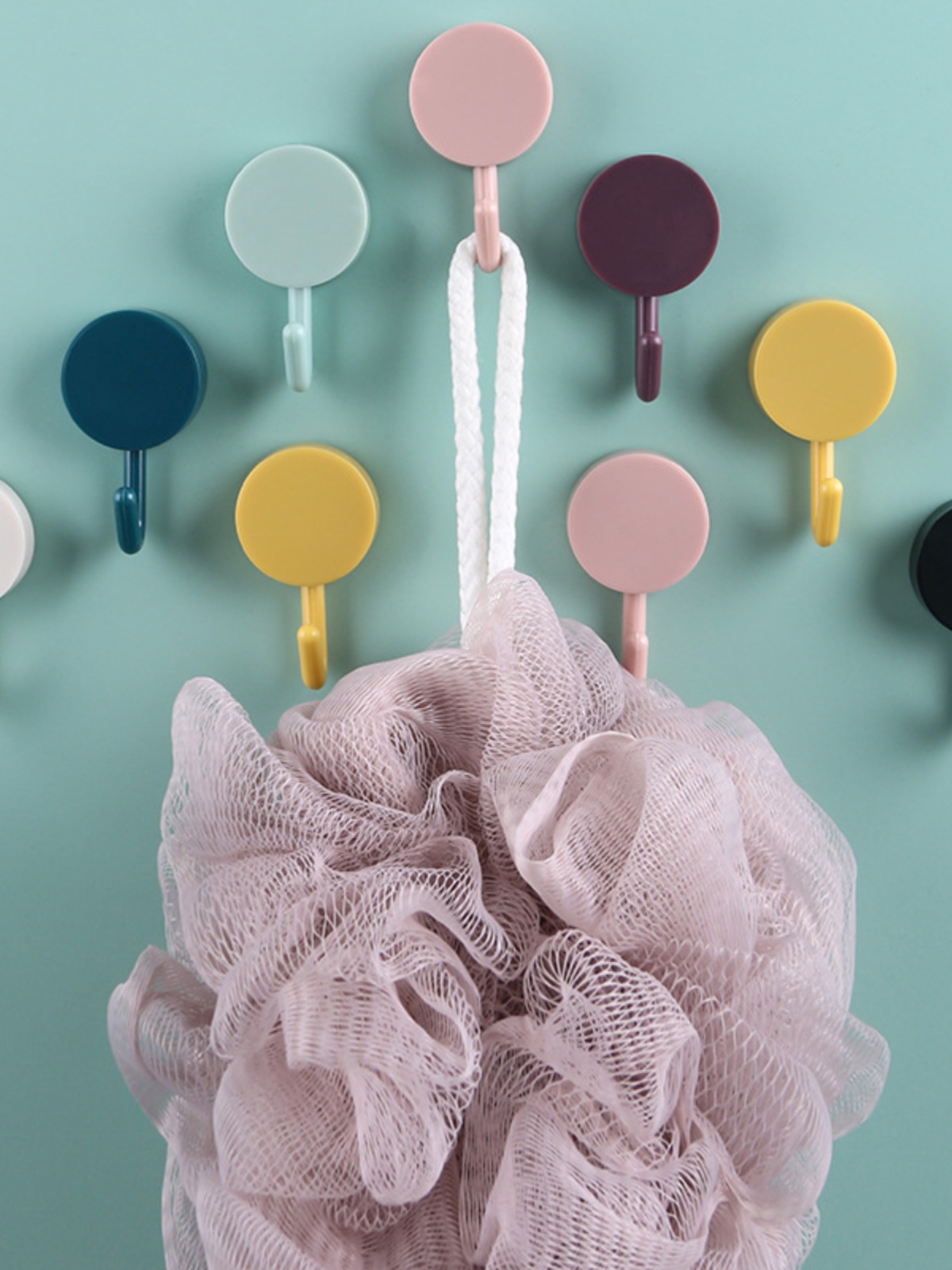 Scandinavian Style Strong Traceless Hook Kitchen Bathroom Adhesive Hook Punch-Free Wall Hook Portable Hat-and-Coat Hook