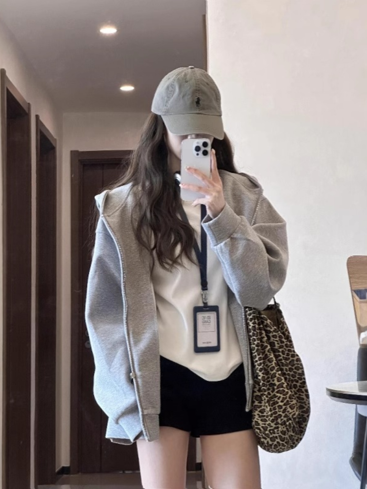2025 Gray Hooded Sweatshirt Female Spring & Fall New Lazy Wind Korean Style Casual Heavy Weight Easiest for Match Pure Color Outwear