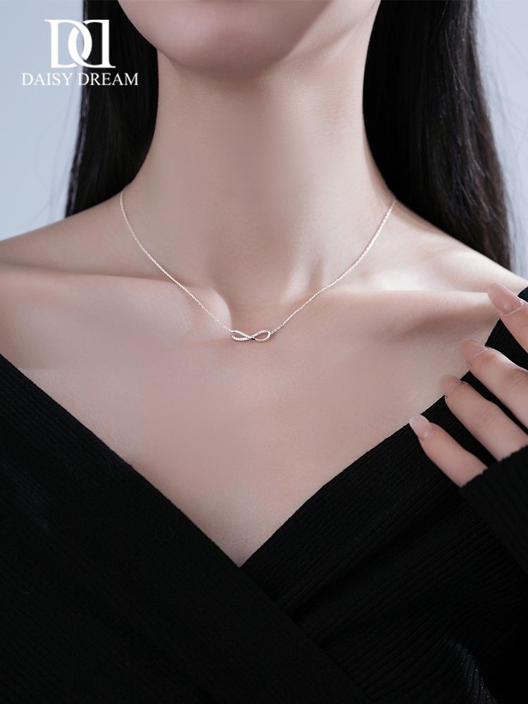 Infinite Love 999 Sterling Silver Necklace for Women Light Luxury Minority Mobius Clavicle Chain Classy Holiday Gift for Girlfriend
