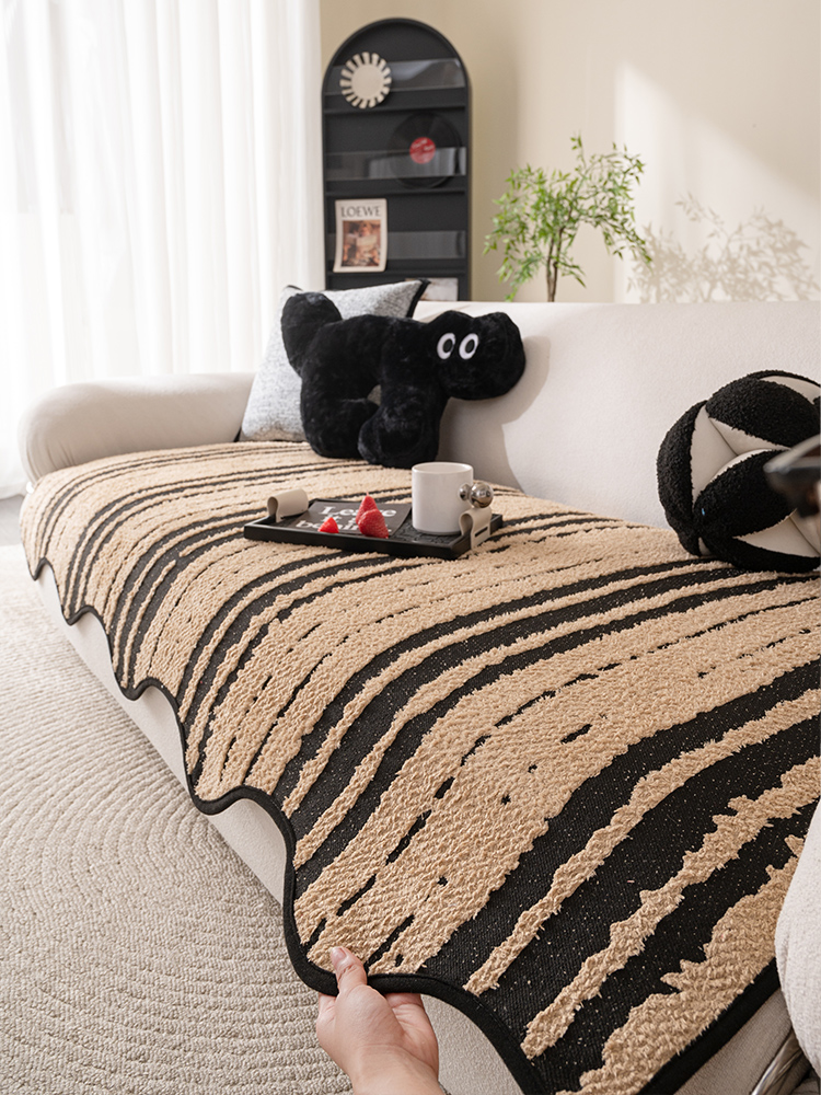 Non Slip Special-Shaped Sofa Cushion 2025 New Arrival Stuffed Leather Sofa Special Cushion Living Room Modern Light Luxury Cover Cloth Cushion