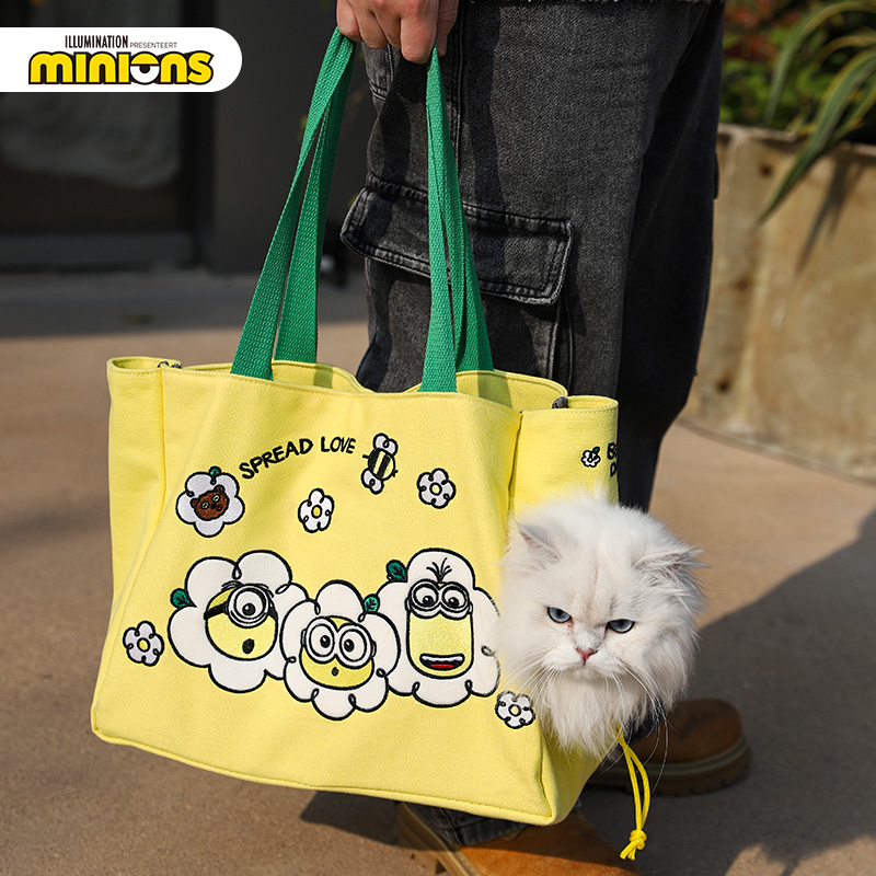 Minions Joint Name Cat Bag Portable Cat and Dog Shoulder Breathable Anti-Stress Bag Small Size Dogs Pet Backpack