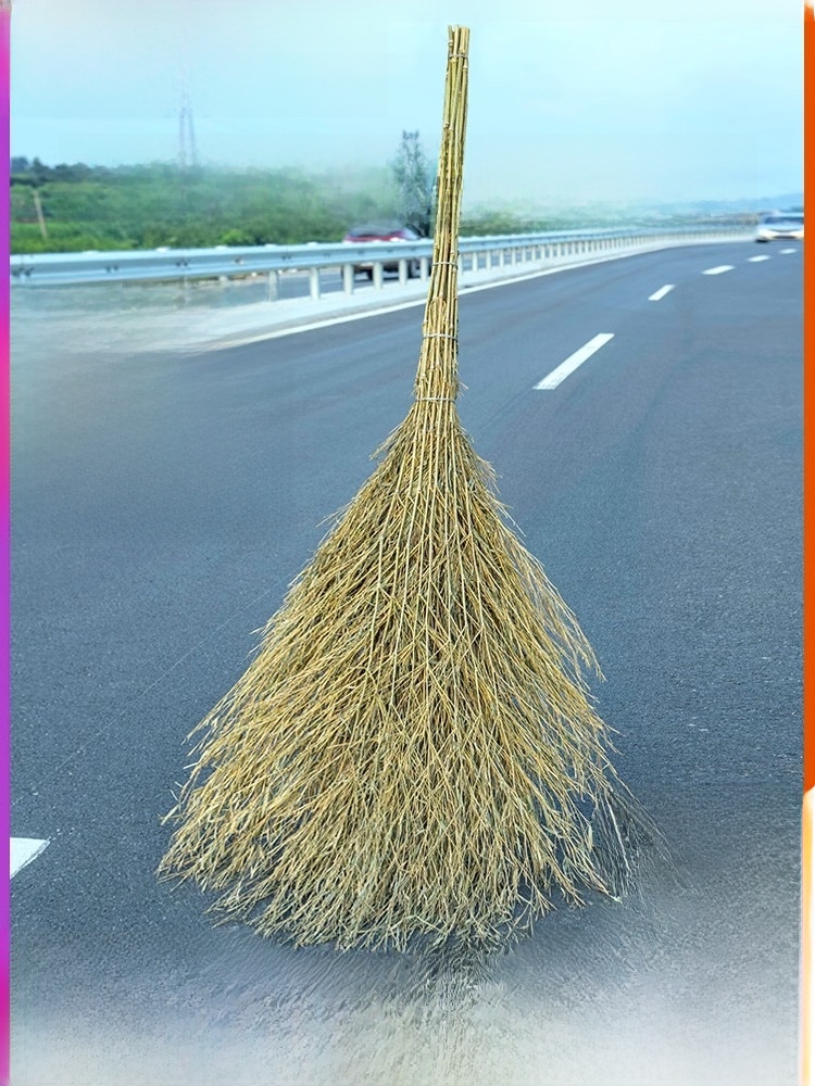 Old Road Courtyard Factory Workshop Dedicated Bamboo Broom