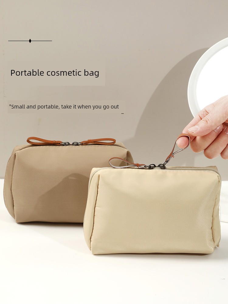Jujiajia Cosmetic Bag Female 2024 New Arrival Portable Travel Small Size Your Cosmetics Lipstick Classy Cosmetics Bag
