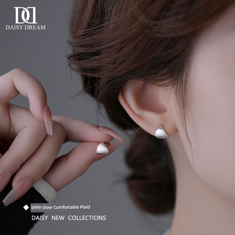 S999 Sterling Silver Brushed Earrings Women's New Arrival Ear-Caring Petite Earrings Niche Style Fancy Pure Silver Earrings 2025