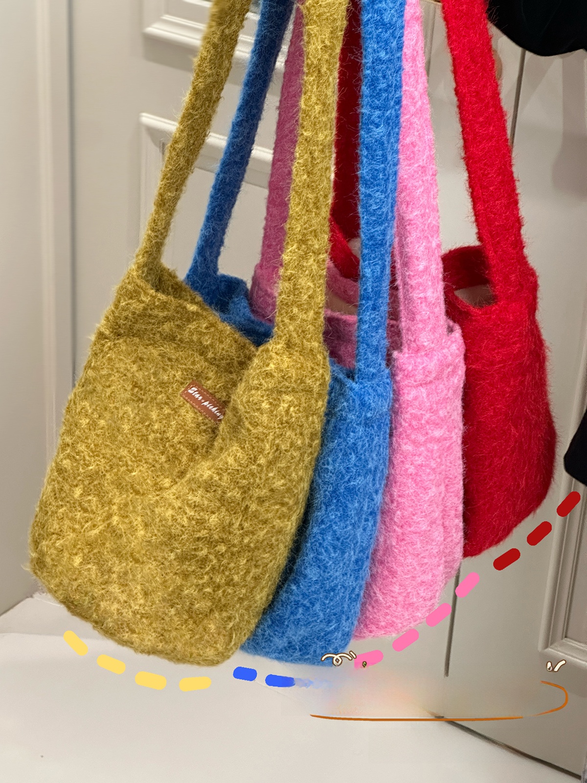 Tea Party 2024 Fall and Winter Plush Bucket Bag Cute Casual Shoulder Bag Student Party Crossbody Bag Female Texture