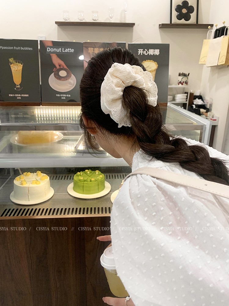 White Lace Large Intestine Hair Band Female Minimalist 2025 New Arrival Fancy Internet Celebrity Top-Selling Product Fashion Elegant Hair Rope Hair Rope
