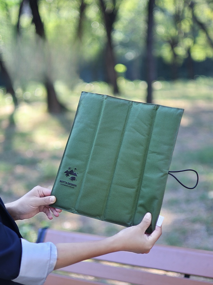 Machine Washable Park Beach Cold-Proof Portable Outing Cushion