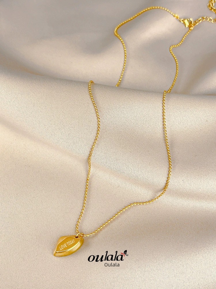 Asymmetrical Gold Brick Necklace Female Love Pendant Titanium Steel Stylish Niche Style Clavicle Chain Minimalist Graceful and Fashionable Ornament