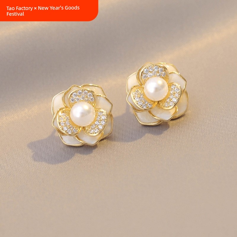 Camellia Fancy Pearl Earrings Female Sleep Silver Needle