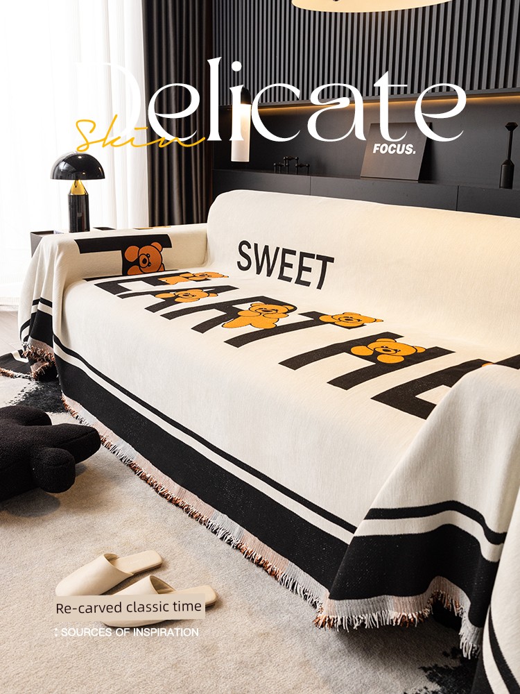 Sofa Cover Cloth All Year Round Neutral Sofa Cover Towel Anti-Scratching Chenille Minimalist Modern Cute Cartoon Bear Cover Blanket