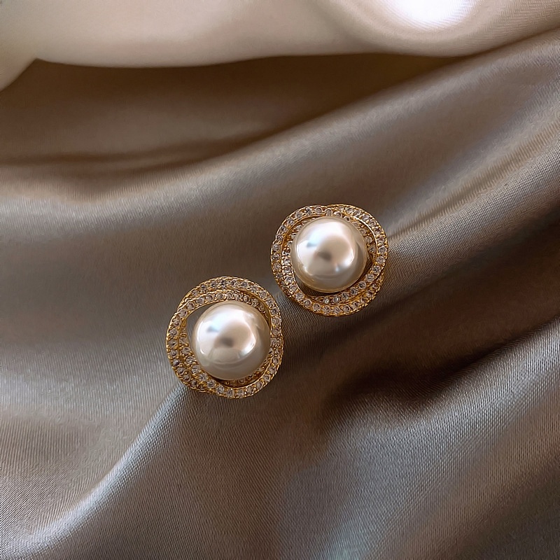 Accessible Luxury Pearl Female Earrings Fancy Elegant Silver Needle