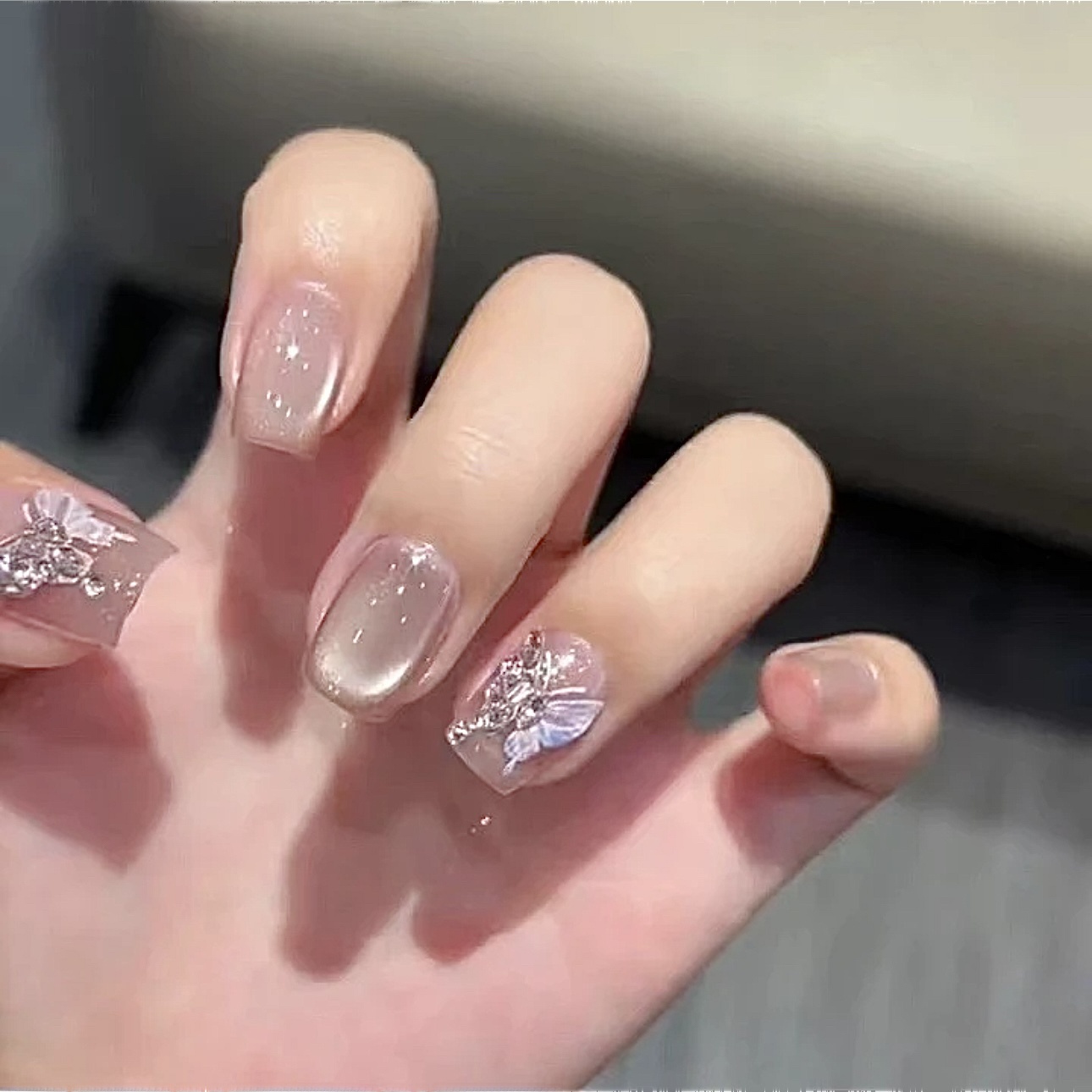Wearing Nail Spring Mountain Graceful Nude Color Detachable Cat's Eye