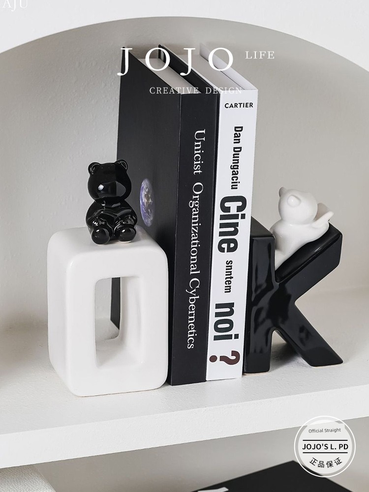 Jojo's L. Pd. Calligrap. Creative Letters Book Stand Bookend Decoration Modern Light Luxury Wine Cabinet | Pen Method