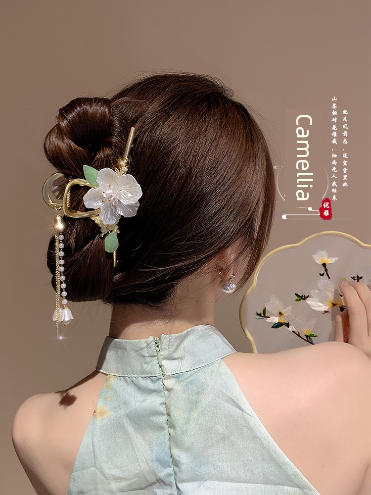 Fancy Camellia Flower Tassel Metal Barrettes Female Back Head Updo Hair Claw Large Shark Clip Hair Clip Headdress