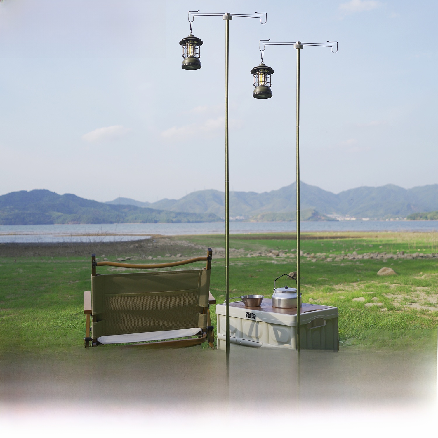 Explorer Camping Lantern Hanger Outdoor