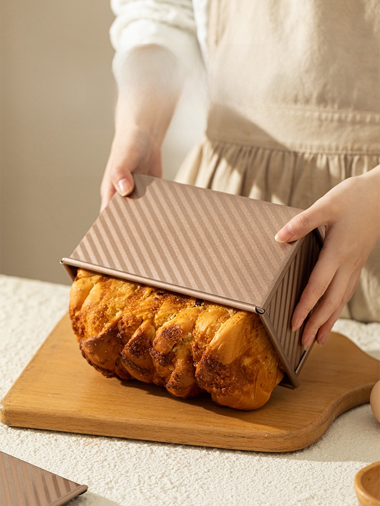 Modern Housewife Toast Mold 450G Non-Stick with Cover Oven Baking at Home Toasted Bread Utensils Toast Box