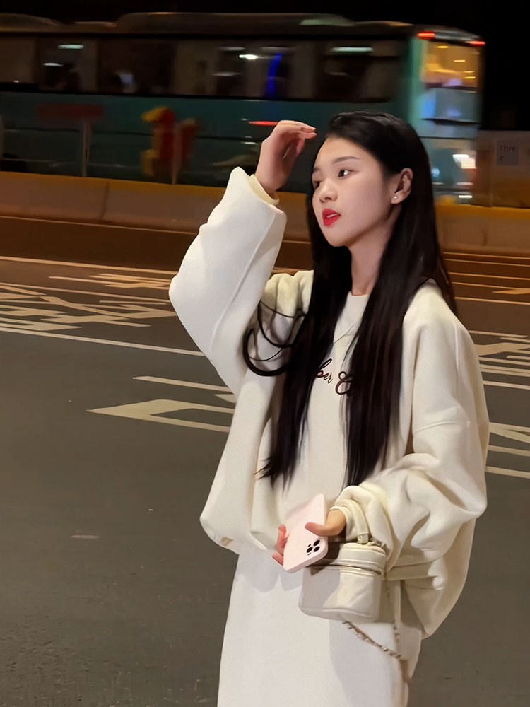 White with Fleece Lining Thick round Neck Sweatshirt Female 2025 Spring New Arrival K-style Loose Design Letter Print Top