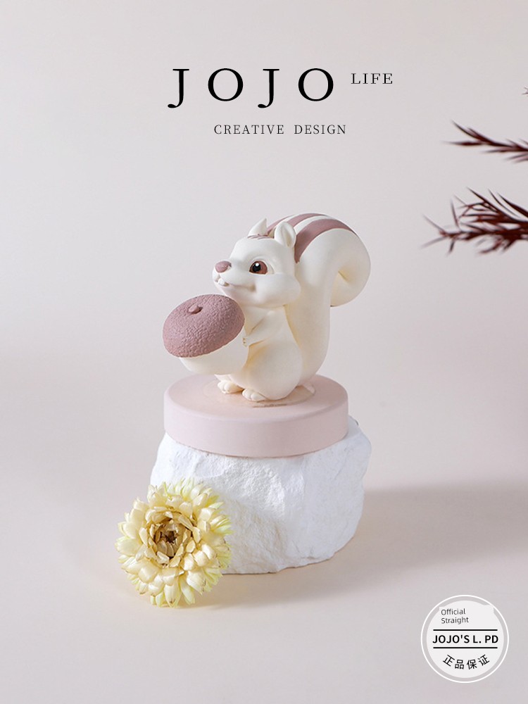 Jojo's L. Pd. Pass. Fragrant Stone Squirrel Aromatherapy Oil Car Decoration Fragrance in Bedroom