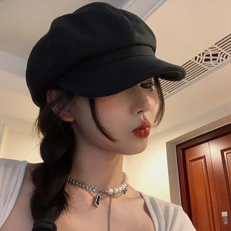Black Women's All-Match Face Slimming Japanese Style Peaked Cap Beret