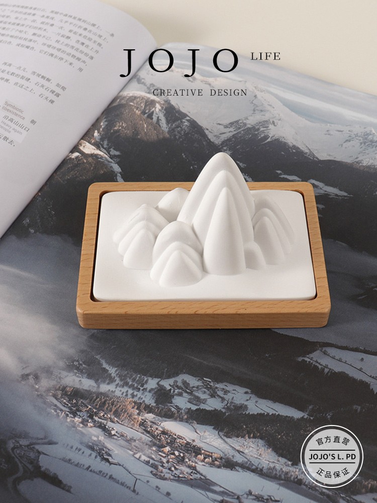 Jojo's L. Pd. Volume. Alps Fragrant Stone Aromatherapy Oil Fire-Free Crystal | Roll