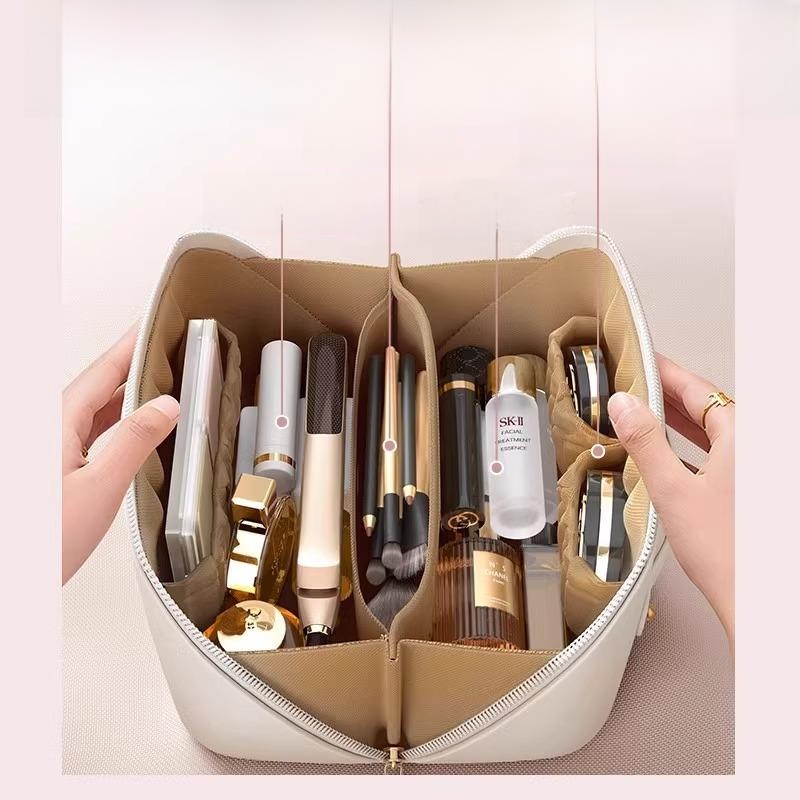 Cosmetic Bag Portable Women's Wash Bag 2024 New Arrival Cosmetics Cosmetics Bag Large Capacity Travel Bag Accessible Luxury Classy