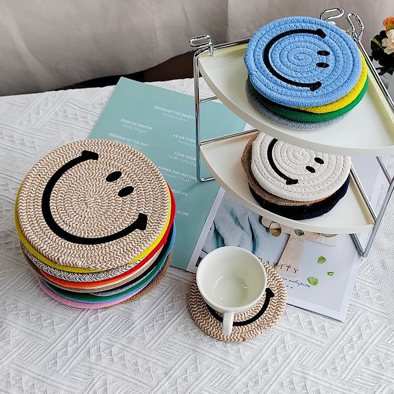 Jujiajia Dining Table Smiley Face Coaster Cotton String Table Mat Cotton Braided Fabric Oven Mitts Casserole Placemat Dish and Bowl Mat Durable